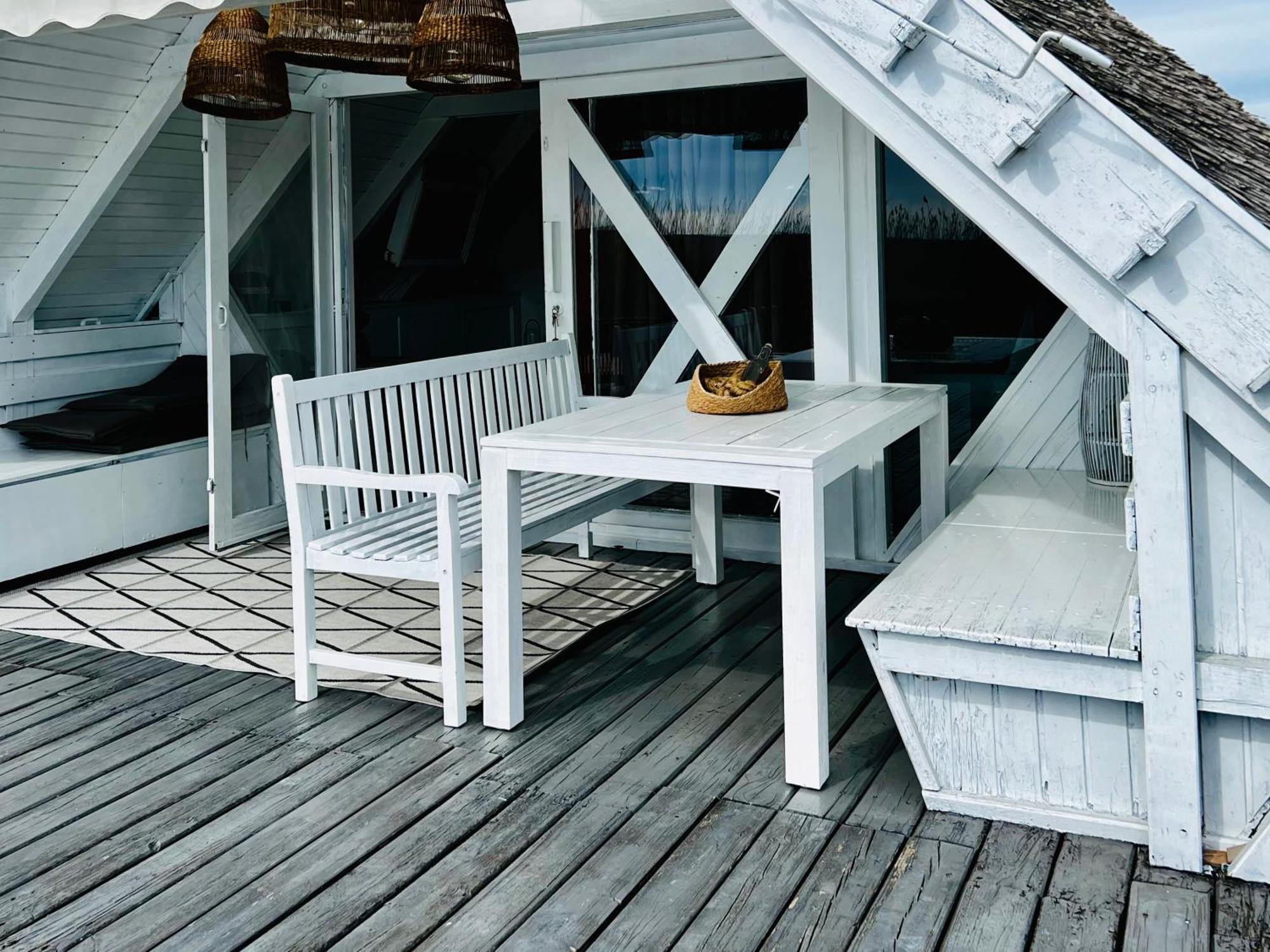 Seehuette Neusiedlersee - Seehaus Inklusive Elektroboot Rust Ngoại thất bức ảnh