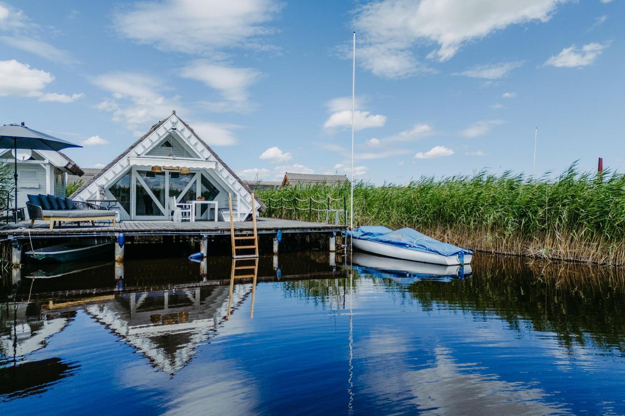 Seehuette Neusiedlersee - Seehaus Inklusive Elektroboot Rust Ngoại thất bức ảnh